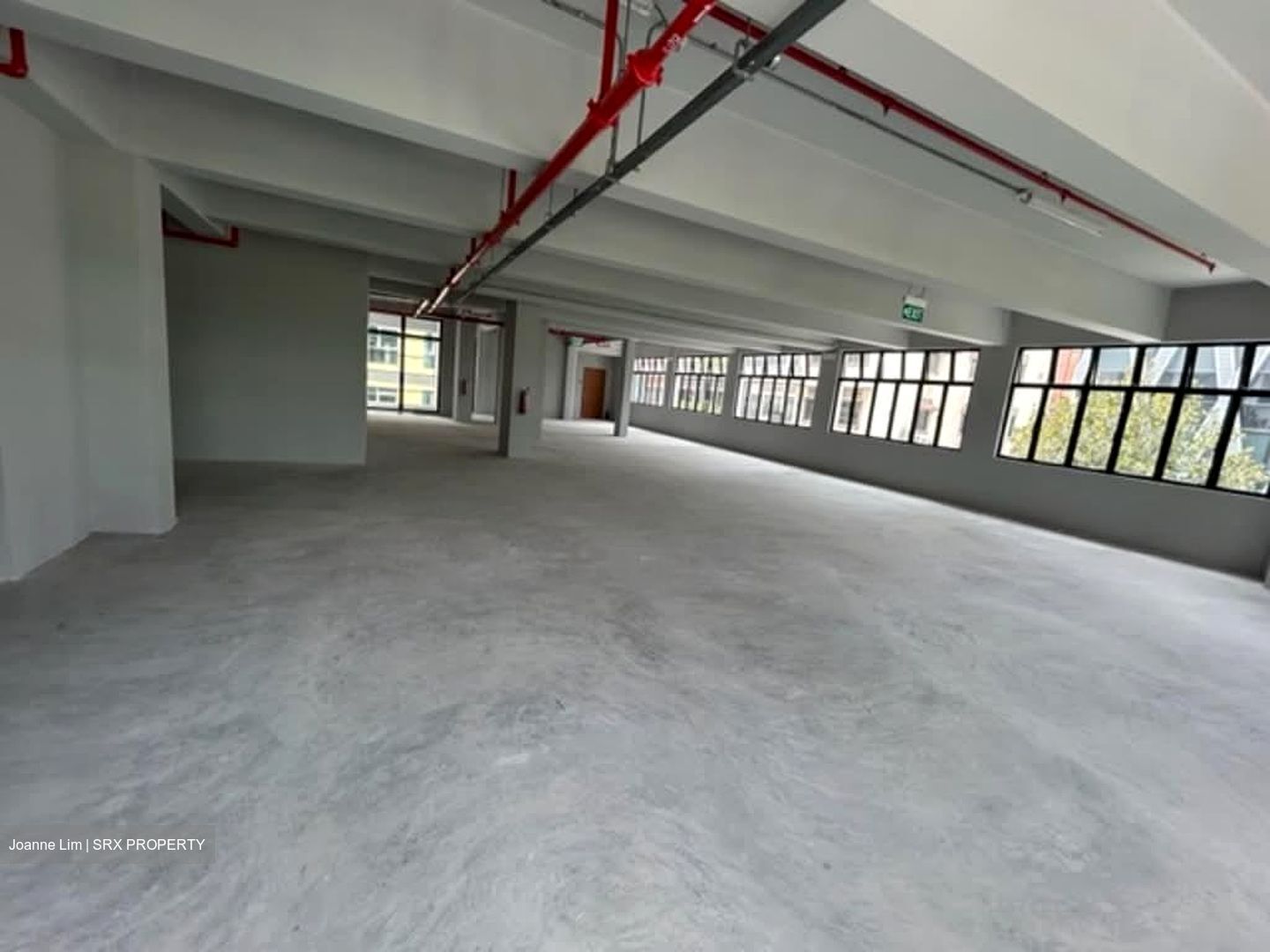 Apg Building (D1), Retail #588639051